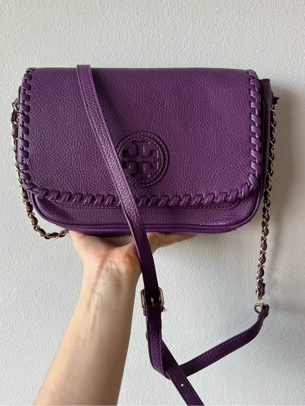 NEW Tory Burch Marion with whipstitch detail.